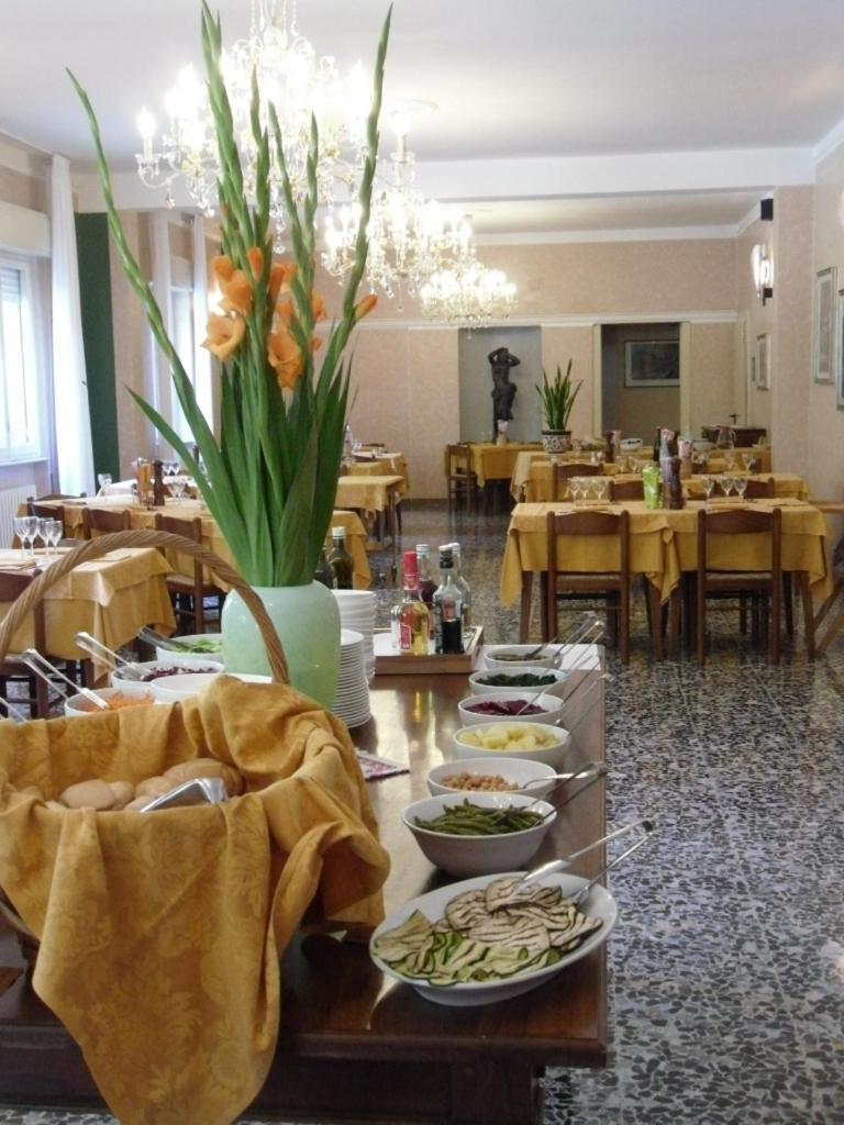 Park Hotel Fantoni Tabiano Terme Εξωτερικό φωτογραφία